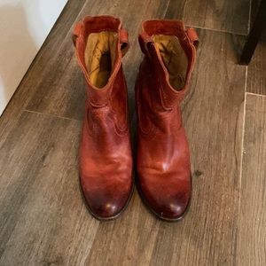 Frye ankle booties in excellent shape. Worn only a few times